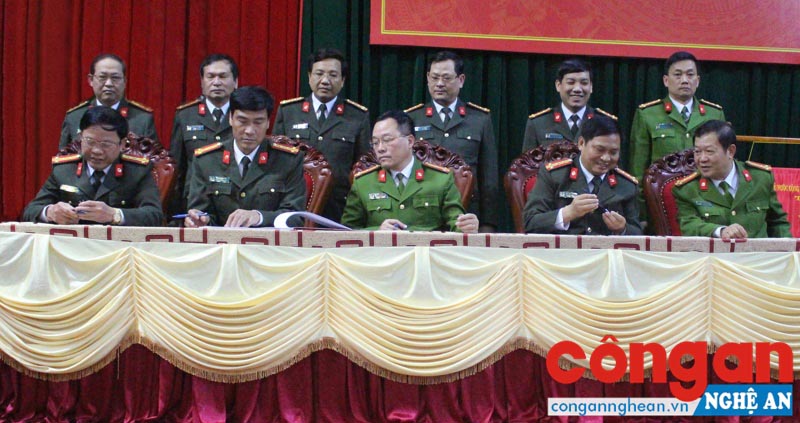 Công an tỉnh phát động triển khai Cuộc vận động “Xây dựng phong cách người cán bộ Công an trên quê hương Bác Hồ bản lĩnh, nhân văn, vì nhân dân phục vụ”