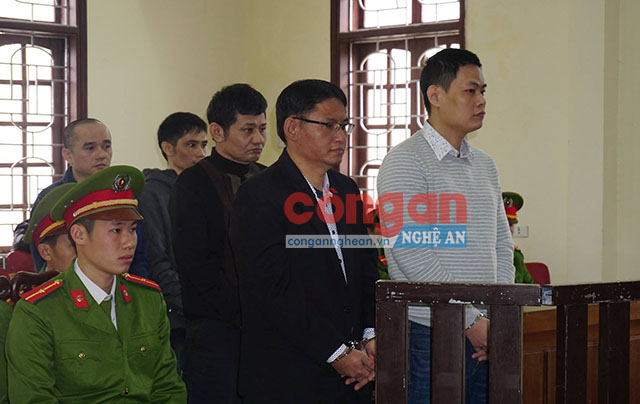 Các bị cáo tại phiên tòa