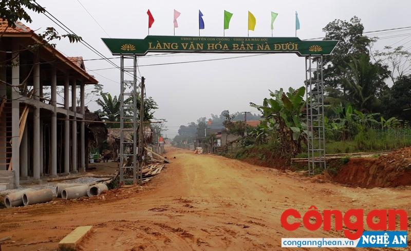 Bản Nà Đười, xã Mậu Đức là nơi có nhiều giấy chứng nhận quyền sử dụng đất lâm nghiệp bị thu gom chưa trả lại cho người dân