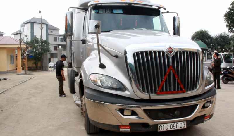 Chiếc xe mà các đối tượng dùng để vận chuyển pháo