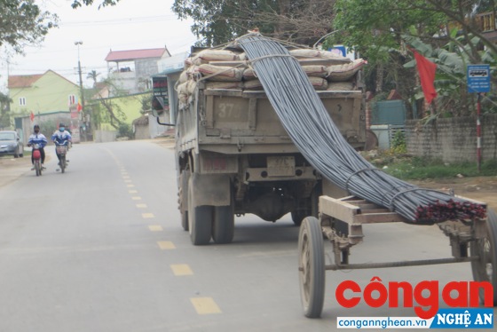 Kiểu vận chuyển này rất dễ gây ra tai nạn giao thông