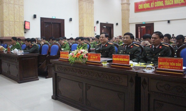 Các đại biểu tham dự Hội nghị