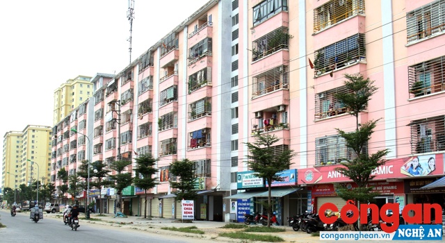 Kinh doanh tại chung cư và hệ thống “chuồng cọp” tại ban công là những nguy cơ tiềm ẩn xảy ra cháy, nổ tại các khu chung cư ở TP Vinh hiện nay
