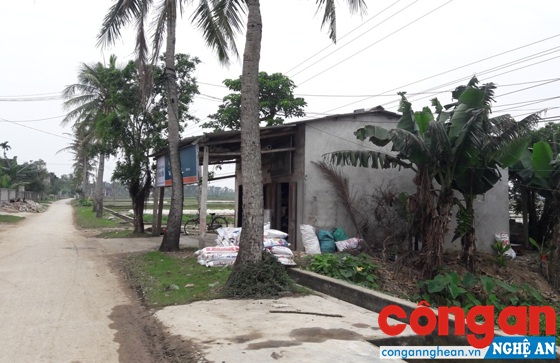  Người dân ngang nhiên xây dựng nhà trái phép trên đất nông nghiệp để ở, kinh doanh buôn bán lâu dài