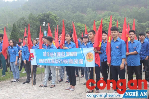 Lễ ra quân thu hút 700 ĐVTN tham gia