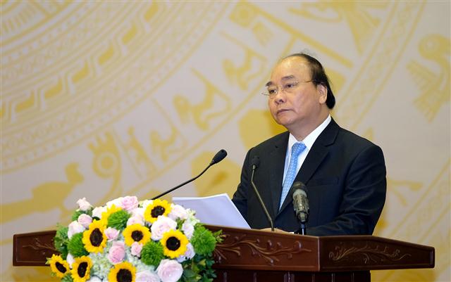Thủ tướng Nguyễn Xuân Phúc phát biểu tại Hội nghị - Ảnh: VGP/Quang Hiếu