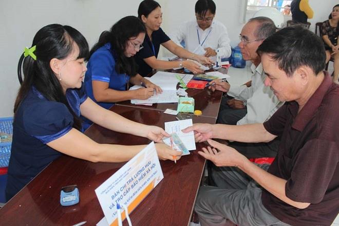 Đề án cải cách BHXH trong đó có tăng tuổi nghỉ hưu tiếp tục thu hút sự quan tâm của xã hội.