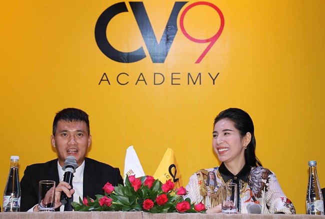 Công Vinh rời CLB TPHCM, tập trung với niềm vui mới là Học viện bóng đá CV9