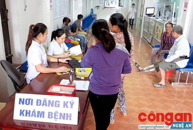 Các cơ sở y tế ngoài công lập ngày càng đóng góp quan trọng vào công tác chăm sóc sức khỏe cộng đồng