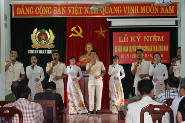 Các tiết mục văn nghệ đặc sắc do đoàn thanh niên Công an TX dàn dựng và biểu diễn