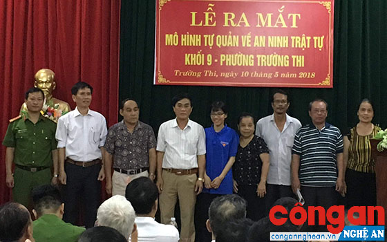 Ra mắt tổ tự quản về ANTT tại khối 9, phường Trường Thi, TP Vinh
