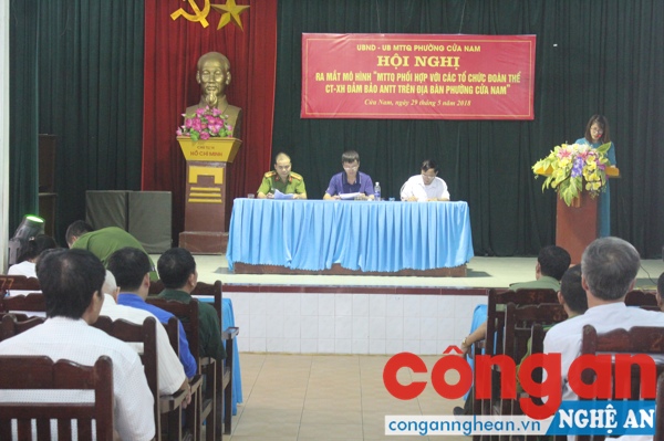 Toàn cảnh buổi ra mắt