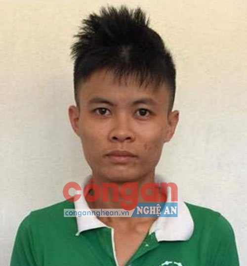 Đối tượng Phạm Hồng Công tại cơ quan Công an