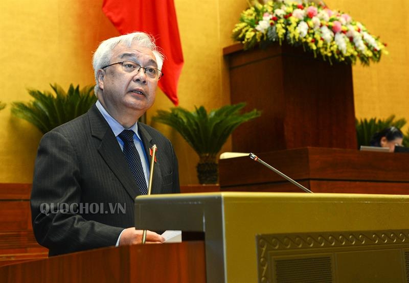 Chủ nhiệm Ủy ban Phan Thanh Bình trình bày Báo cáo