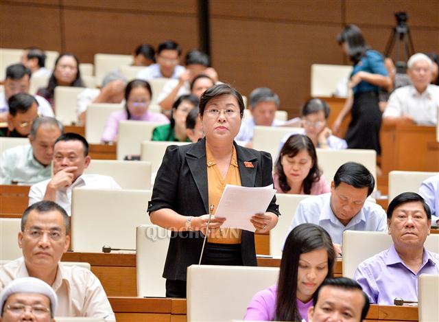 Đại biểu Nguyễn Thị Minh Trang nhấn mạnh, Luật sẽ tạo hành lang pháp lý quan trọng trong việc tổ chức sản xuất, phát triển bền vững lĩnh vực chăn nuôi