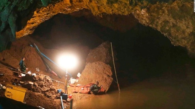 Một khu nơi lực lượng cứu hộ đã tiến vào nhằm tiếp cận 12 cậu bé và huấn luyện viên của họ. Ảnh: CNN