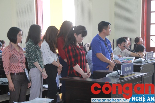 Các bị cáo tại tòa