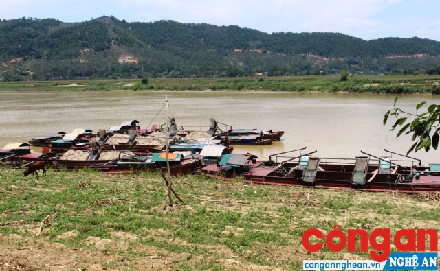 Những bãi sông cần được trả lại sự bình yên vốn có