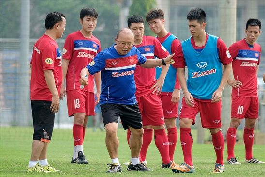 HLV Park Hang-seo cùng các tuyển thủ U23 Việt Nam đang đặt nhiều hy vọng ở ASIAD 2018. 