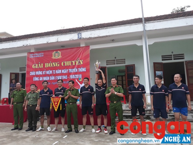 Liên quân CSGT – QLHC đạt giải Nhất