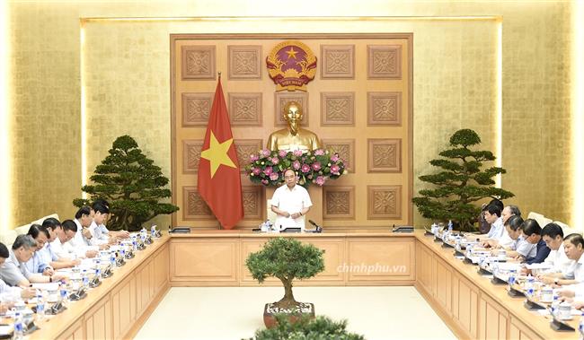Thủ tướng Nguyễn Xuân Phúc chủ trì cuộc họp.