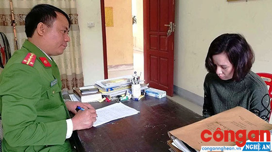 Đối tượng lừa đảo chiếm đoạt tài sản trên địa bàn huyện Diễn Châu bị lực lượng Công an huyện bắt giữ vào hồi đầu tháng 3/2018