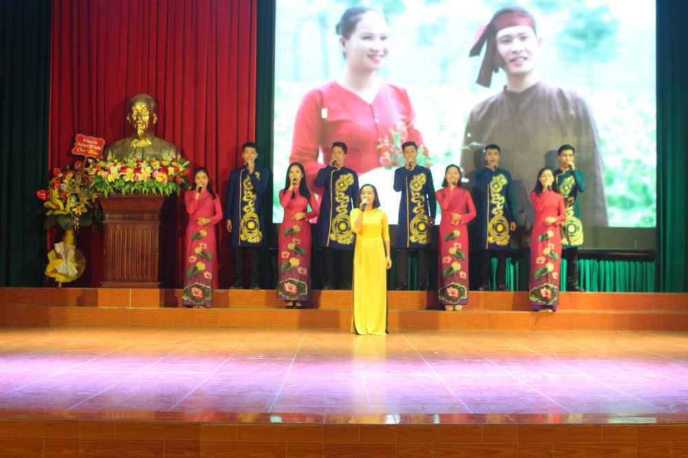 Nhiều tiết mục văn nghệ sâu sắc, nhân văn