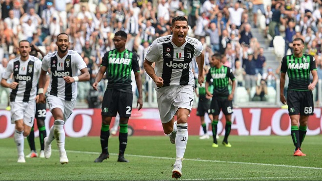 Ronaldo đã lập cú đúp vào lưới Sassuolo.