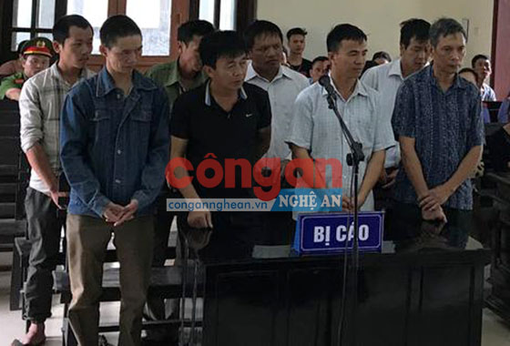 Các bị cáo tại tòa
