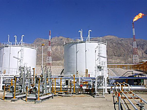 Cơ sở lọc dầu South Pars ở cảng Asaluyeh, Iran. 