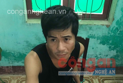 Đối tượng Lê Văn Trung tại cơ quan Công an. ( Ảnh Văn Đỉnh).