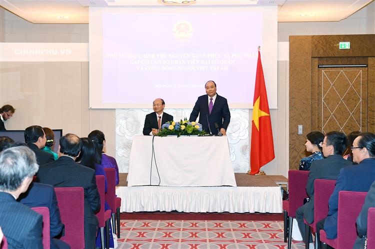 Bà con nói, Chính phủ lắng nghe với tinh thần cầu thị. Ảnh VGP/Quang Hiếu