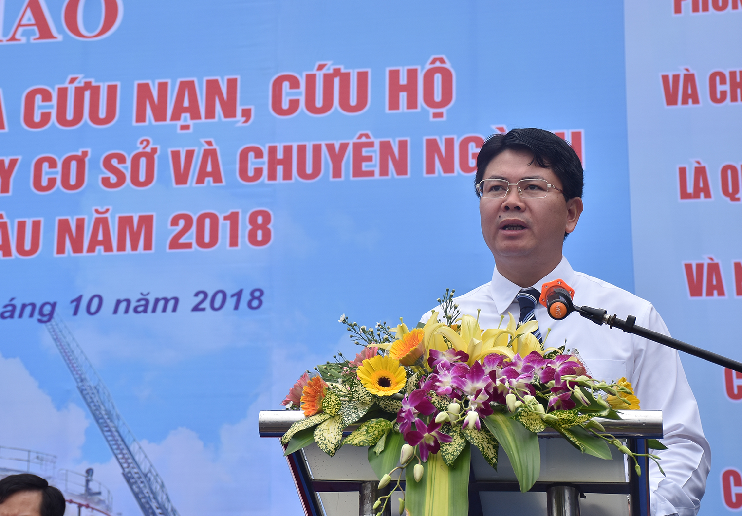 Đồng chí Nguyễn Thanh Tịnh, Phó Chủ tịch UBND tỉnh, Trưởng Ban Chỉ đạo công tác PCCC và cứu nạn cứu hộ tỉnh phát biểu tại hội thi.