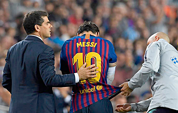Barcelona sẽ gặp rất nhiều khó khăn vì Messi phải dưỡng thương 3 tuần.