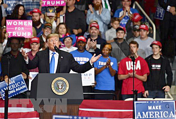 Tổng thống Mỹ Donald Trump phát biểu tại Charlotte, Bắc Carolina.