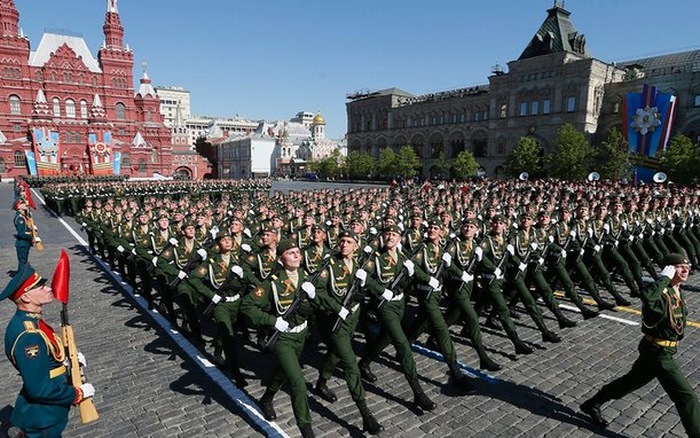 Binh sĩ Nga trong lễ duyệt binh nhân Kỷ niệm 73 năm chiến thắng phát xít
