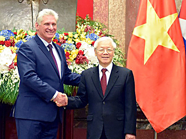 Tổng Bí thư, Chủ tịch nước Nguyễn Phú Trọng nhiệt liệt chào mừng chuyến thăm Việt Nam đầu tiên kể từ khi nhậm chức của Chủ tịch HĐNN và HĐBT Cuba Miguel Diaz Canel.