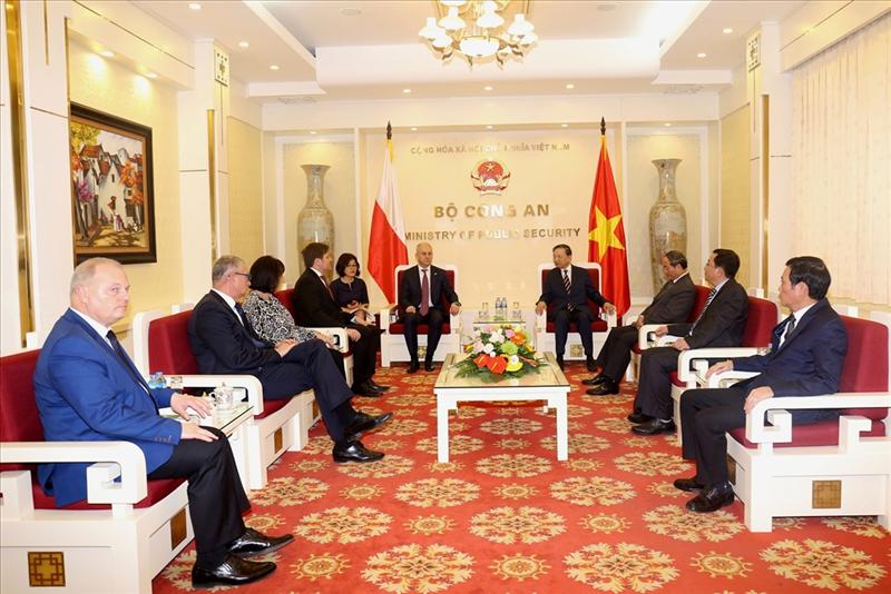 Toàn cảnh buổi tiếp.