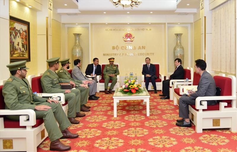 Toàn cảnh buổi tiếp.
