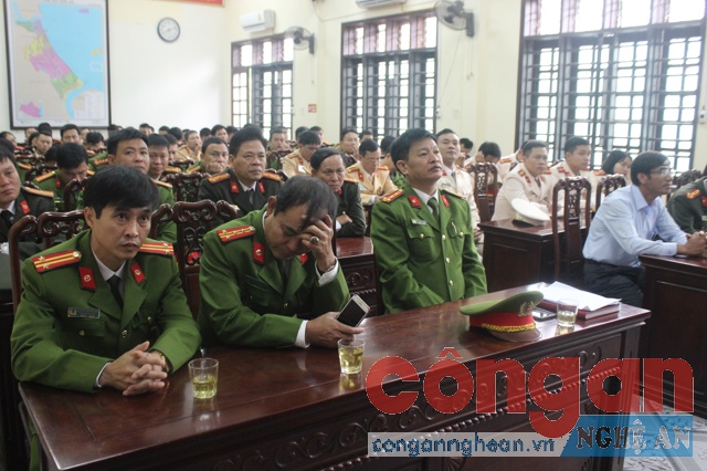 Toàn cảnh lễ ra mắt