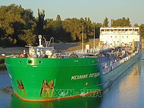 Tàu chở dầu Mekhanik Pogodin.