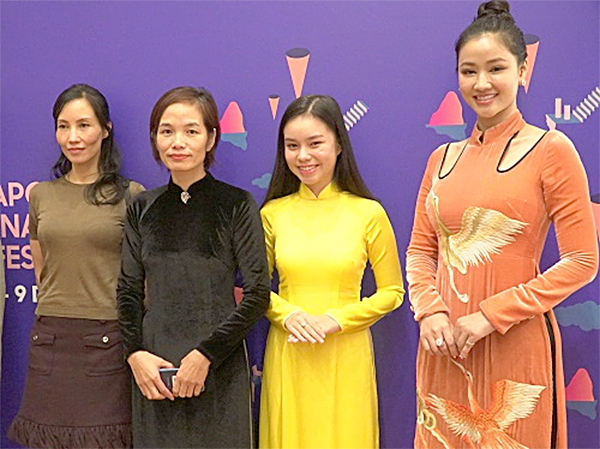Từ trái qua: diễn viên Yên Khê, nhà sản xuất Bích Ngọc, diễn viên Trà My và Maya.