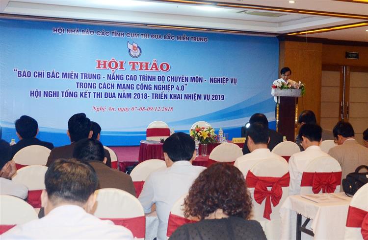 Toàn cảnh hội thảo