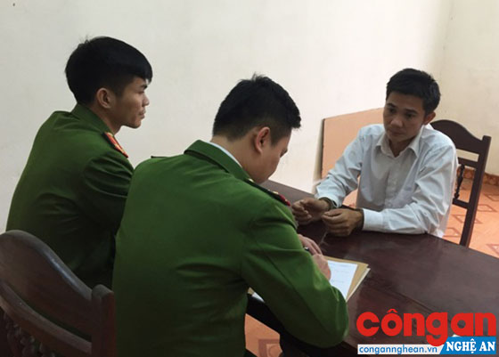 Đối tượng Nguyễn Văn Quang tại cơ quan Công an.