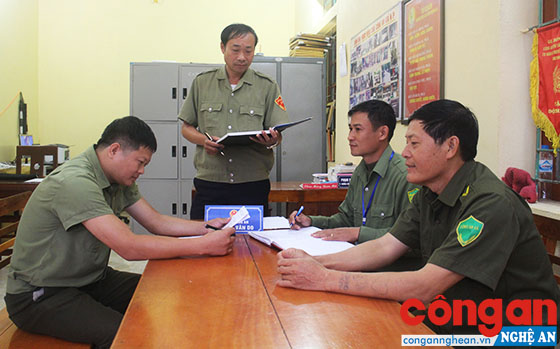 Công an xã Nghĩa Phúc họp bàn công tác đảm bảo an ninh trật tự