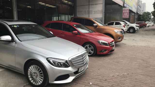 Nhiều chiếc xe cũ đang đắt hơn xe mới nên bán không nổi (ảnh minh họa)