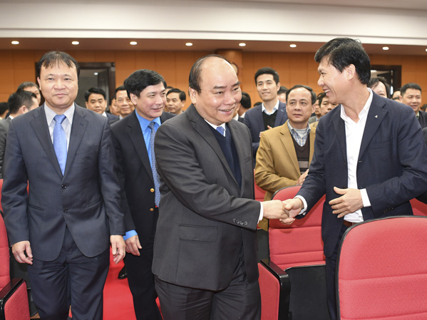 Thủ tướng Nguyễn Xuân Phúc đến dự hội nghị triển khai nhiệm vụ năm 2019 của Bộ Công thương. Ảnh: QUANG HIẾU