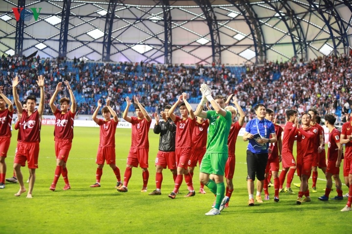 ĐT Việt Nam đánh bại ĐT Jordan với kịch bản hệt như trận U23 Việt Nam vượt qua U23 Iraq đúng ngày 20/1 năm ngoái. (Ảnh: CTV Hai Tép)