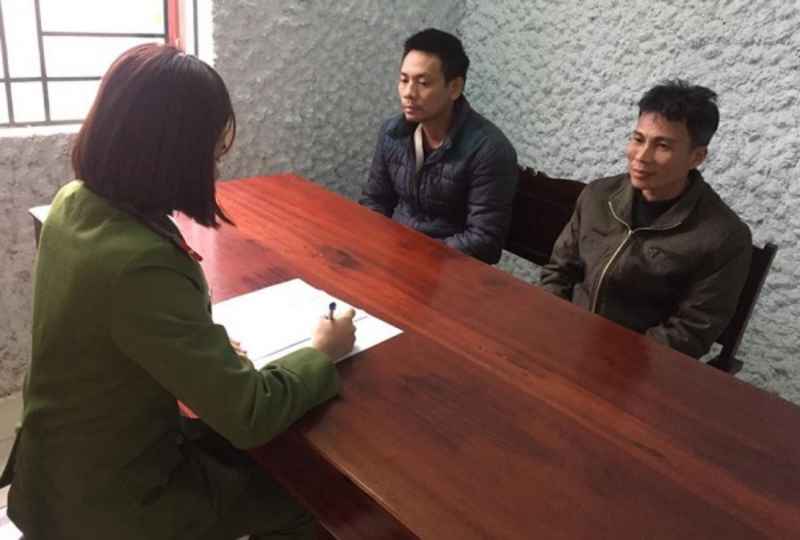 2 đối tượng tại cơ quan công an 