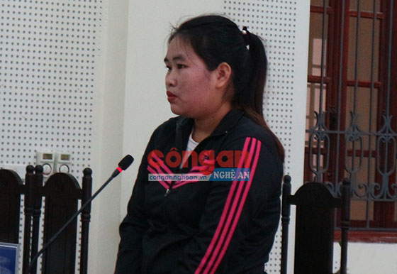 Bị cáo Ốc Thị La tại phiên tòa